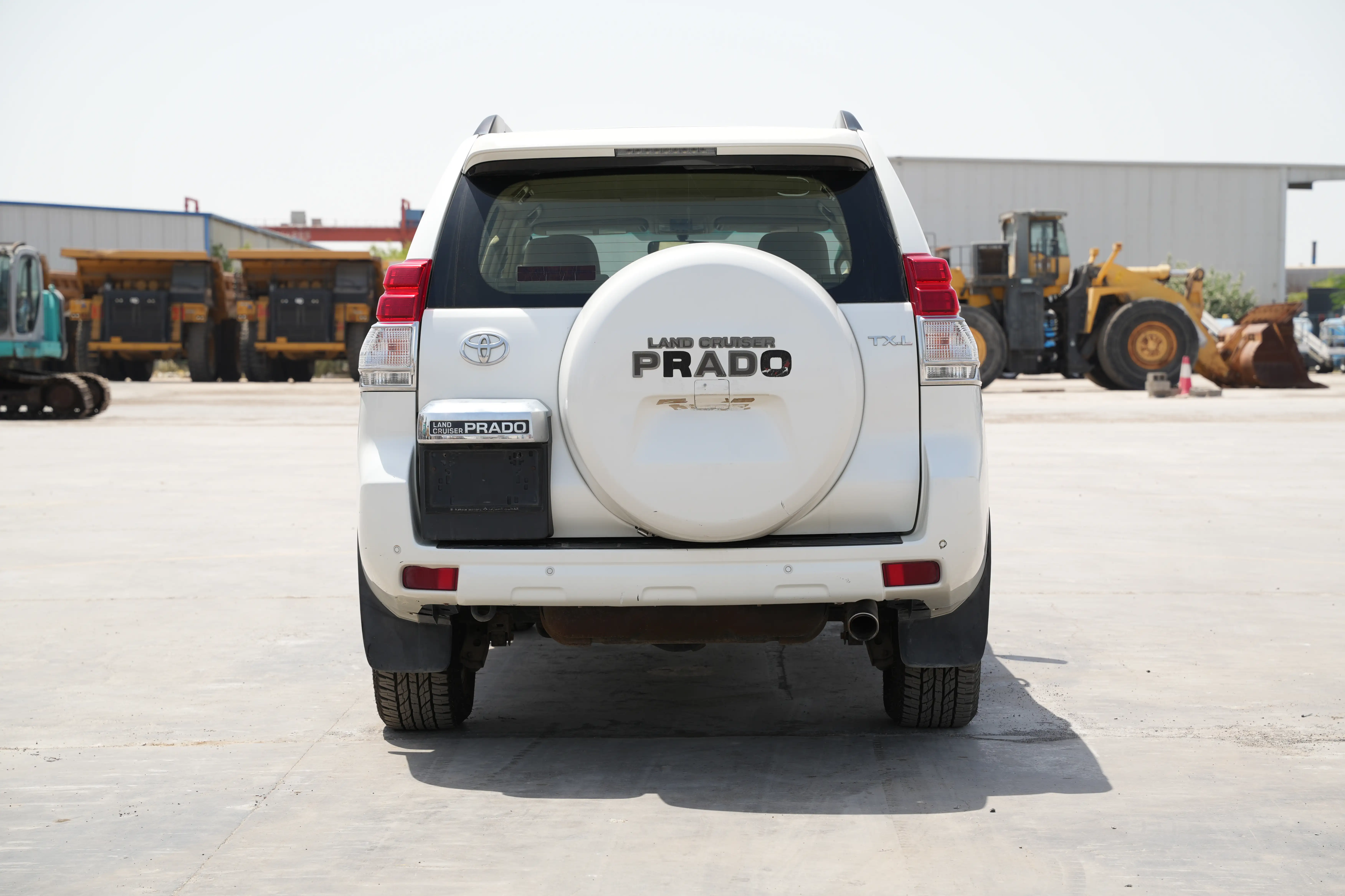 Product-Toyota Land Cruiser Prado 4WD 7-seater SUV-exterior