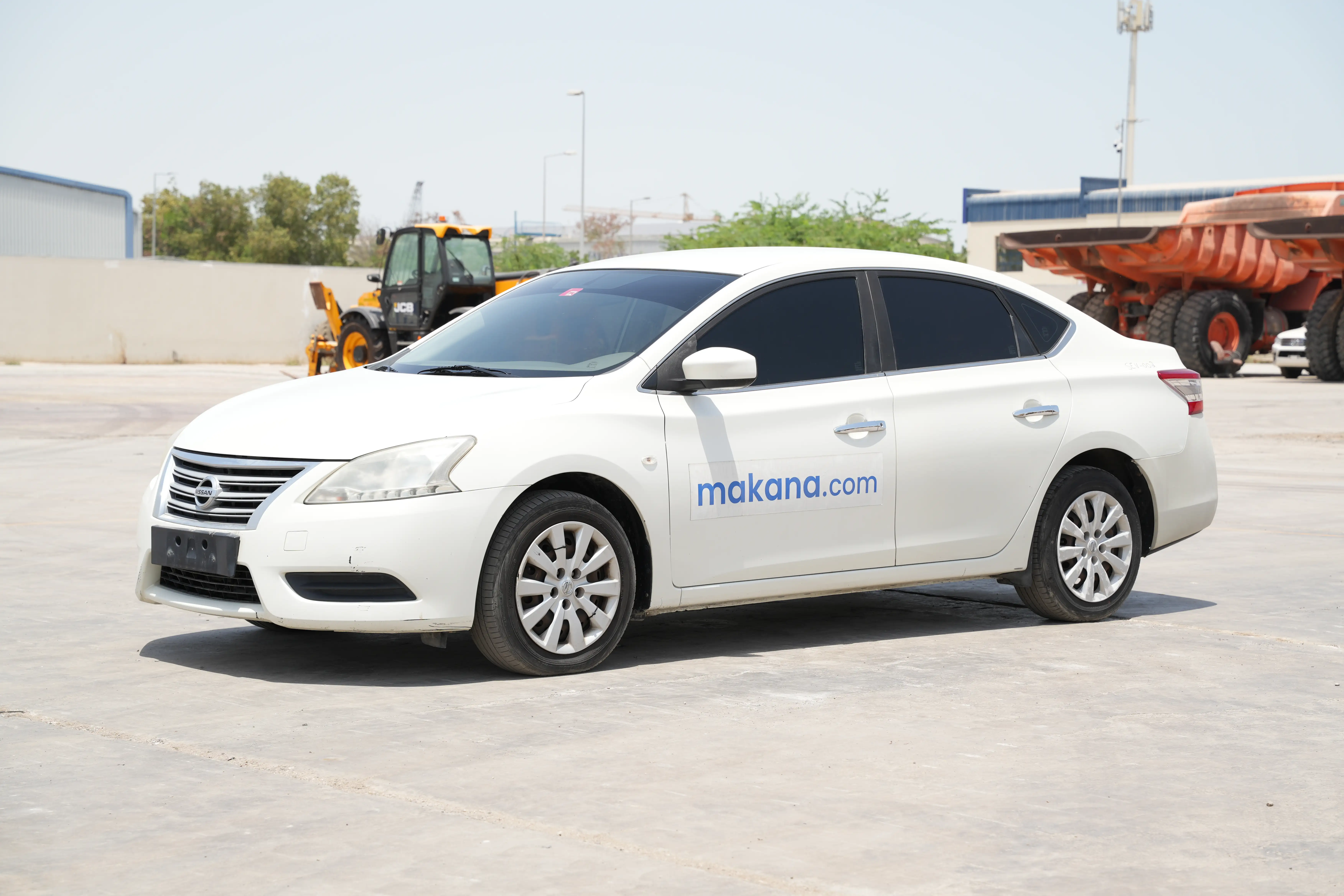 Product-Nissan Sentra 4-door sedan-exterior