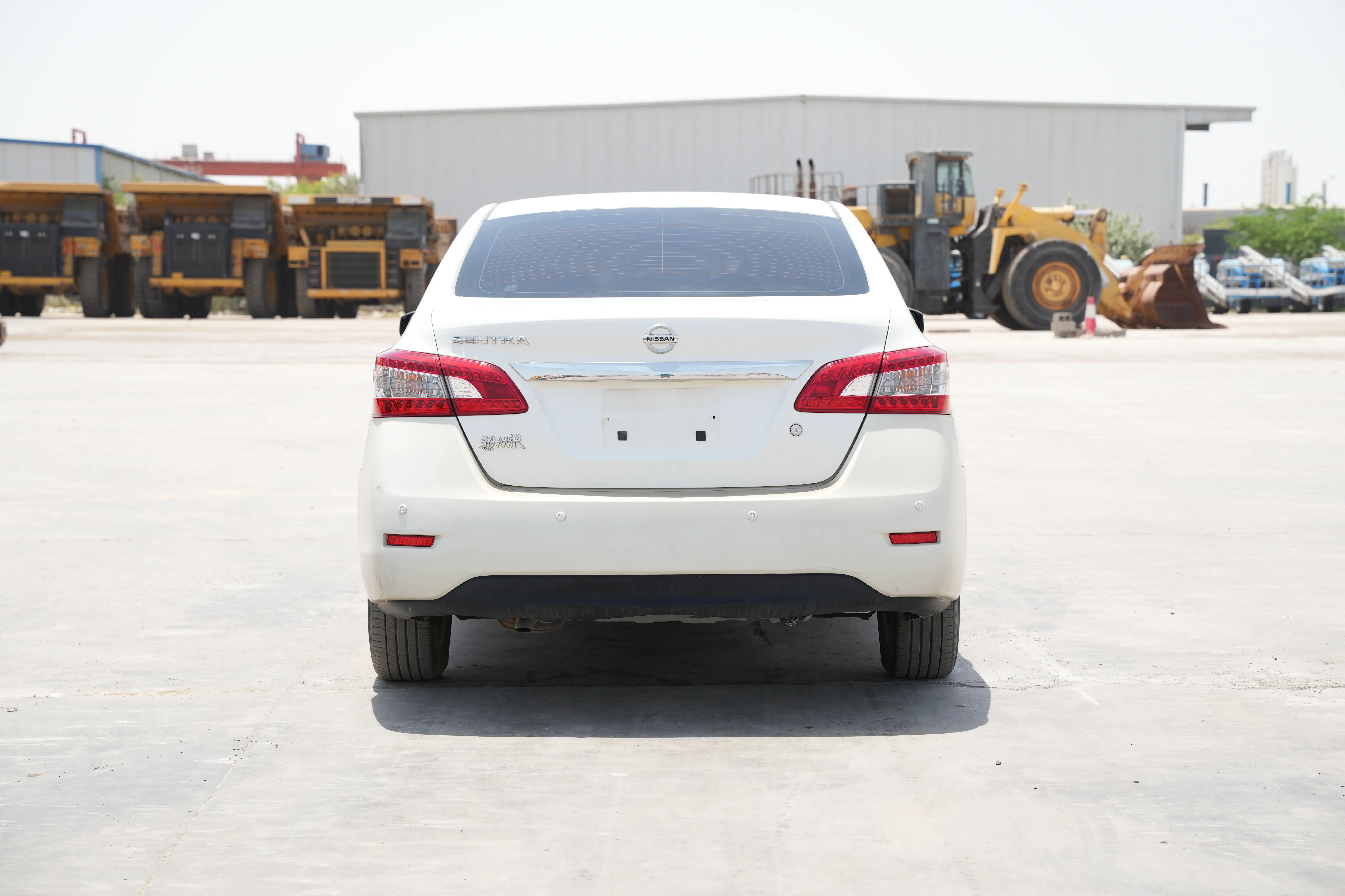 Product-Nissan Sentra 4-door sedan-exterior