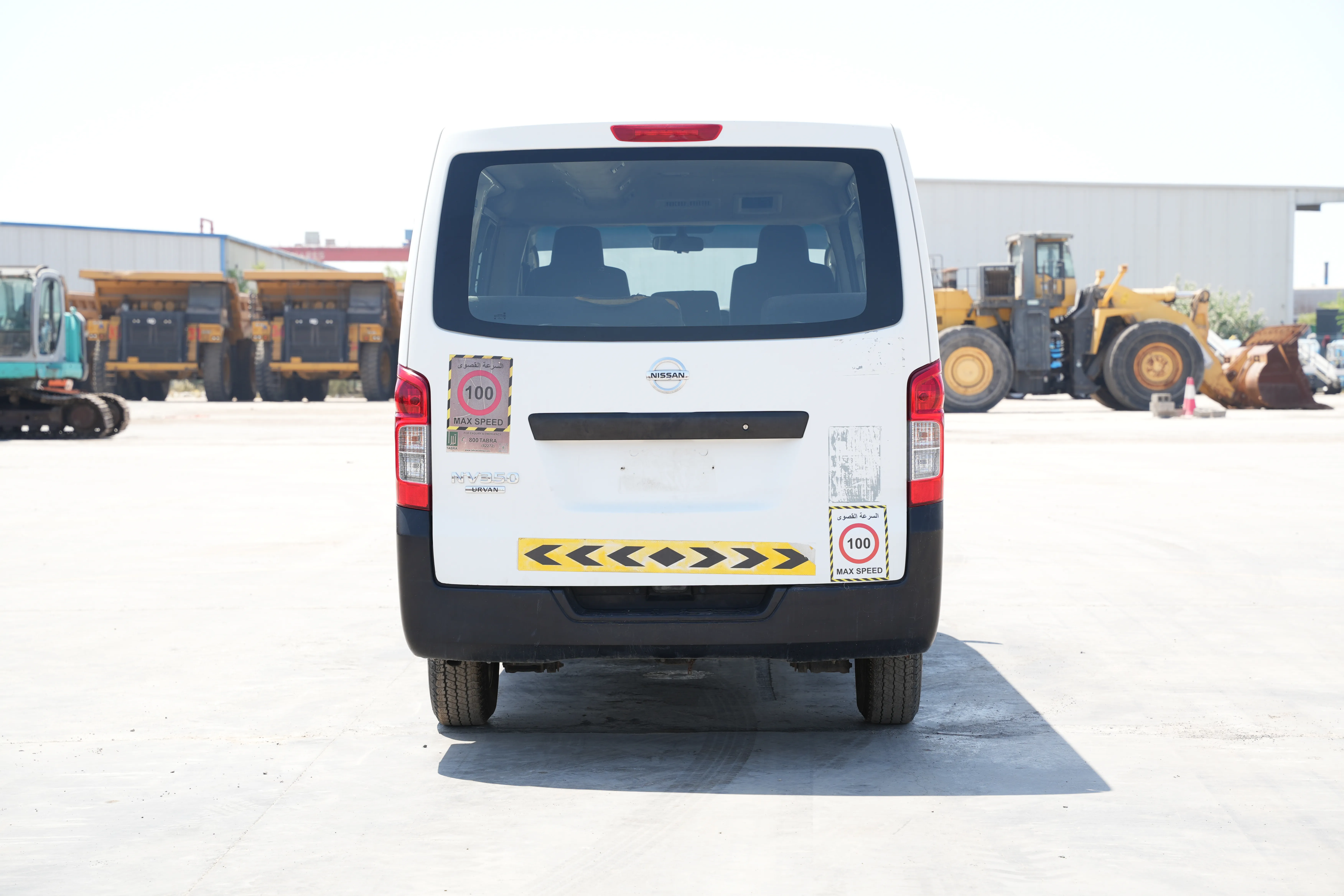 Product-Nissan Urvan 9-seater passenger van-exterior