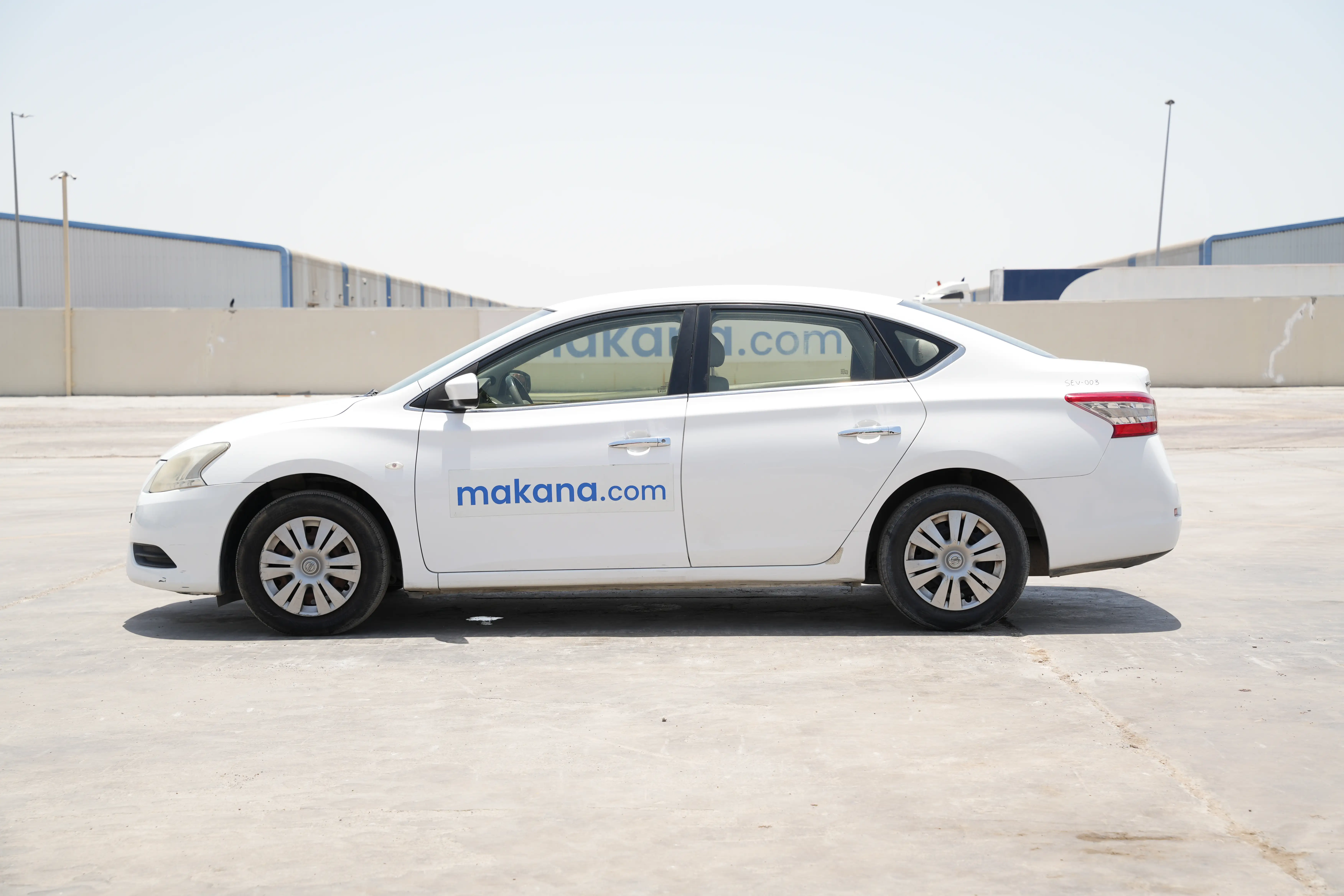 Product-Nissan Sentra 4-door sedan-exterior