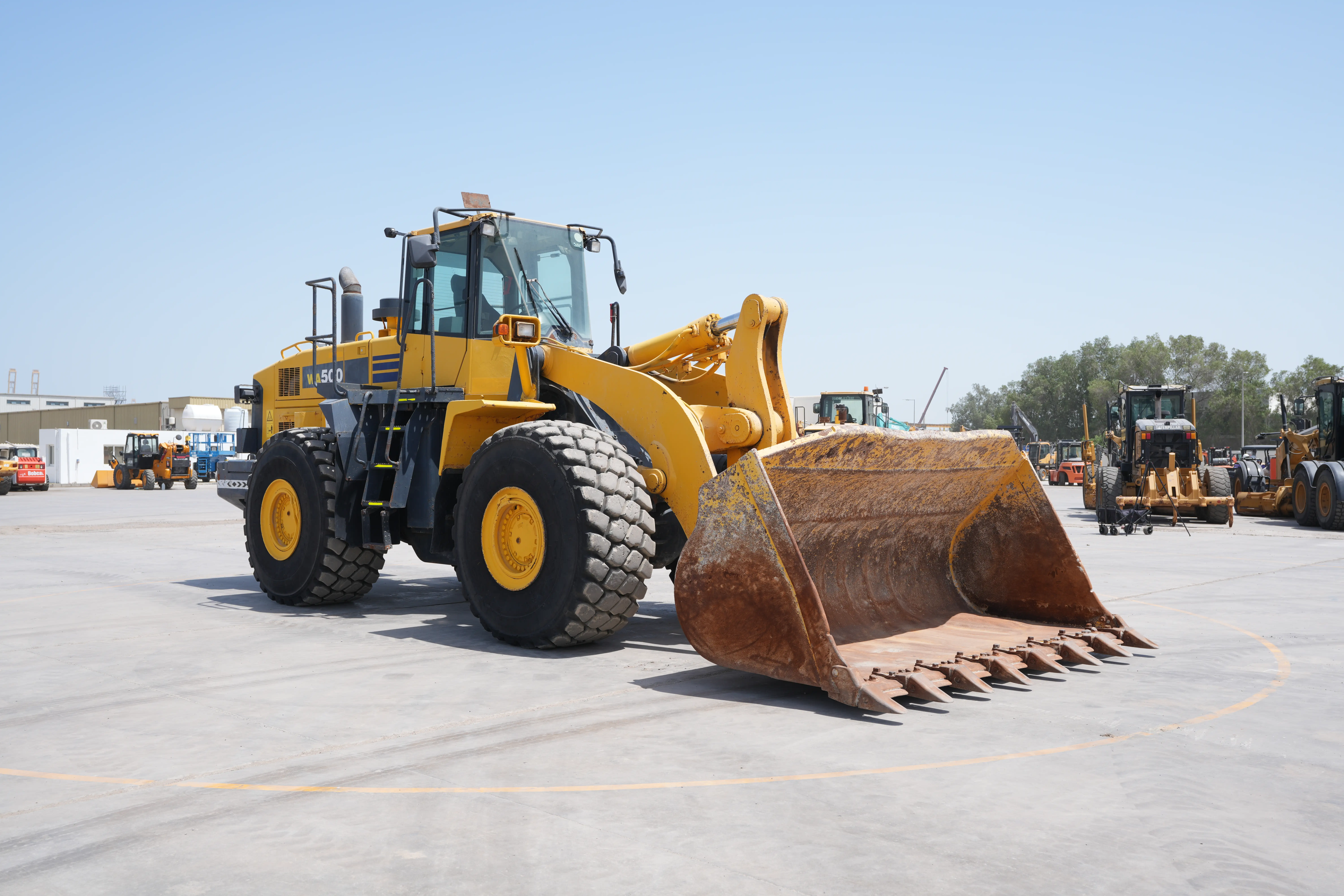 Product-Komatsu WA500-6R wheel loader-exterior