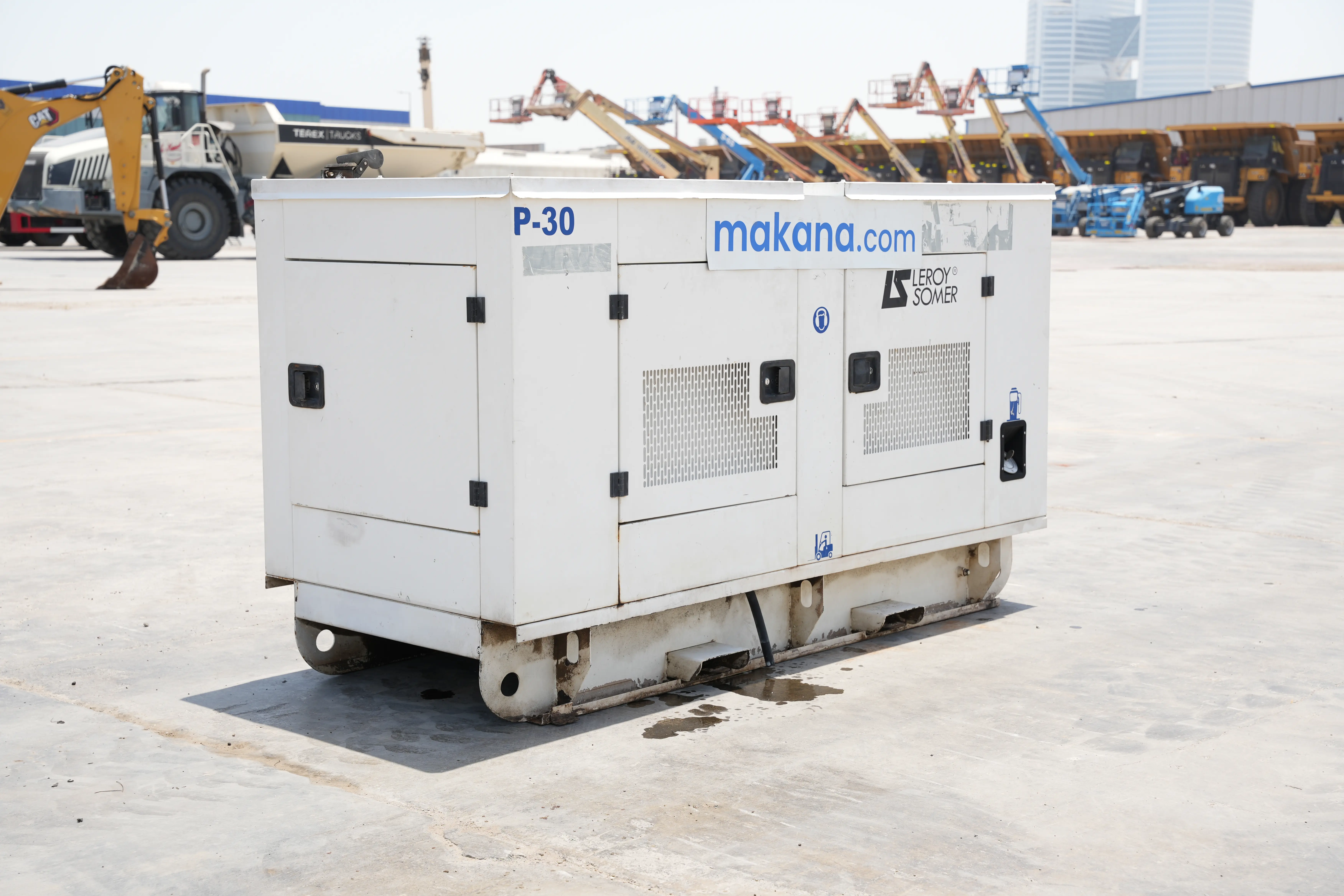 Product-Perkins 30 kVA stationary generator-exterior