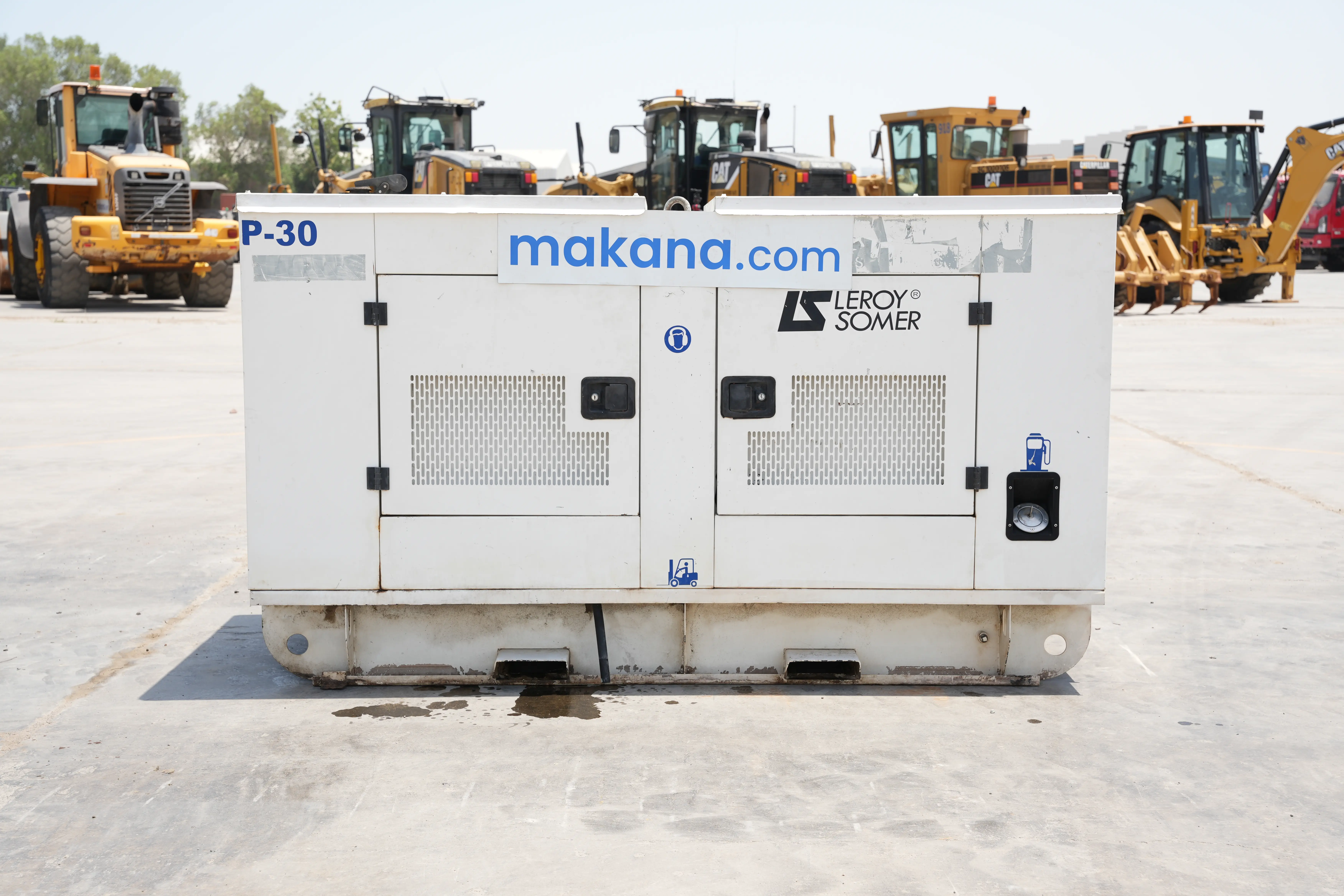 Product-Perkins 30 kVA stationary generator-exterior