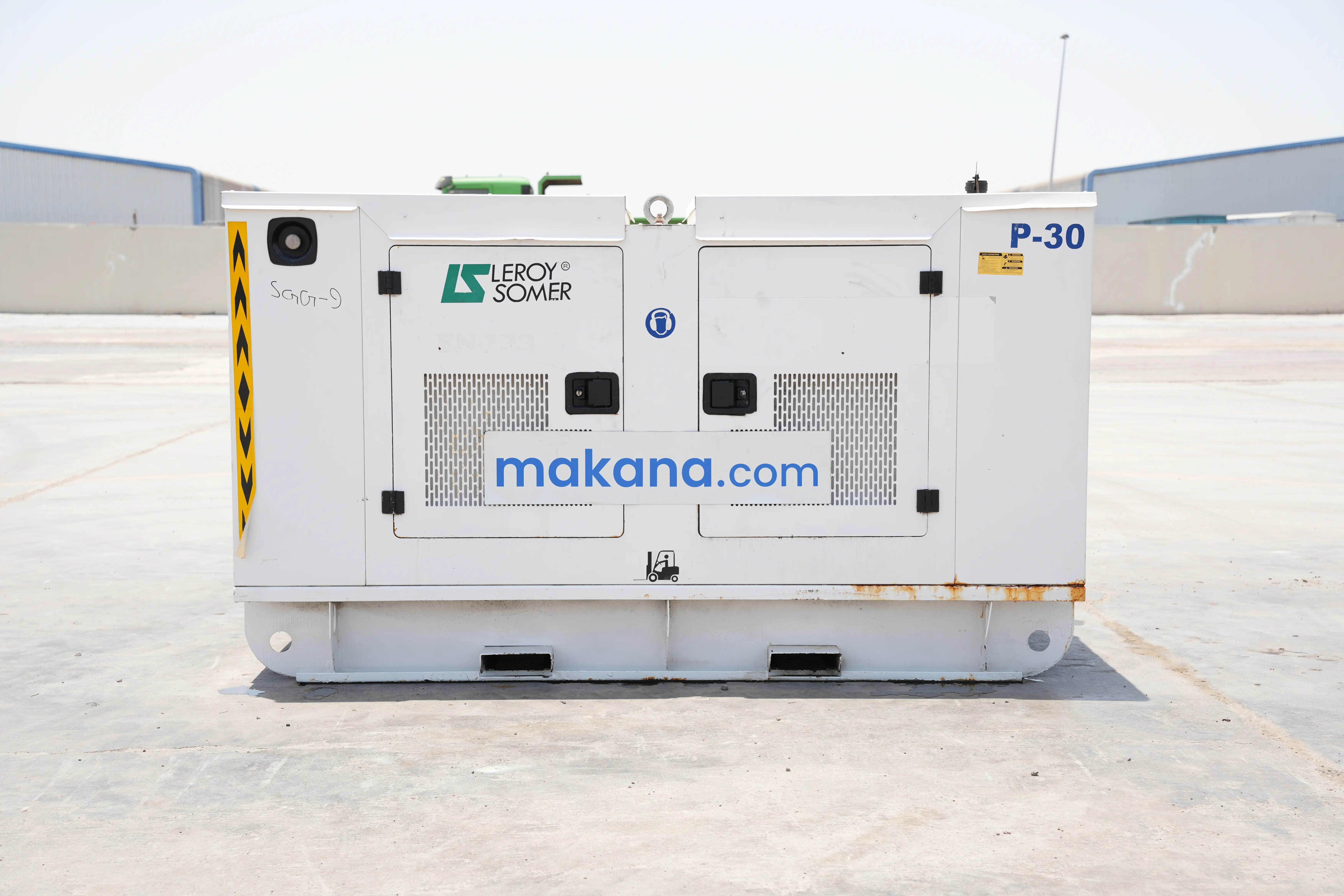 Product-Perkins 30 kVA stationary generator-exterior