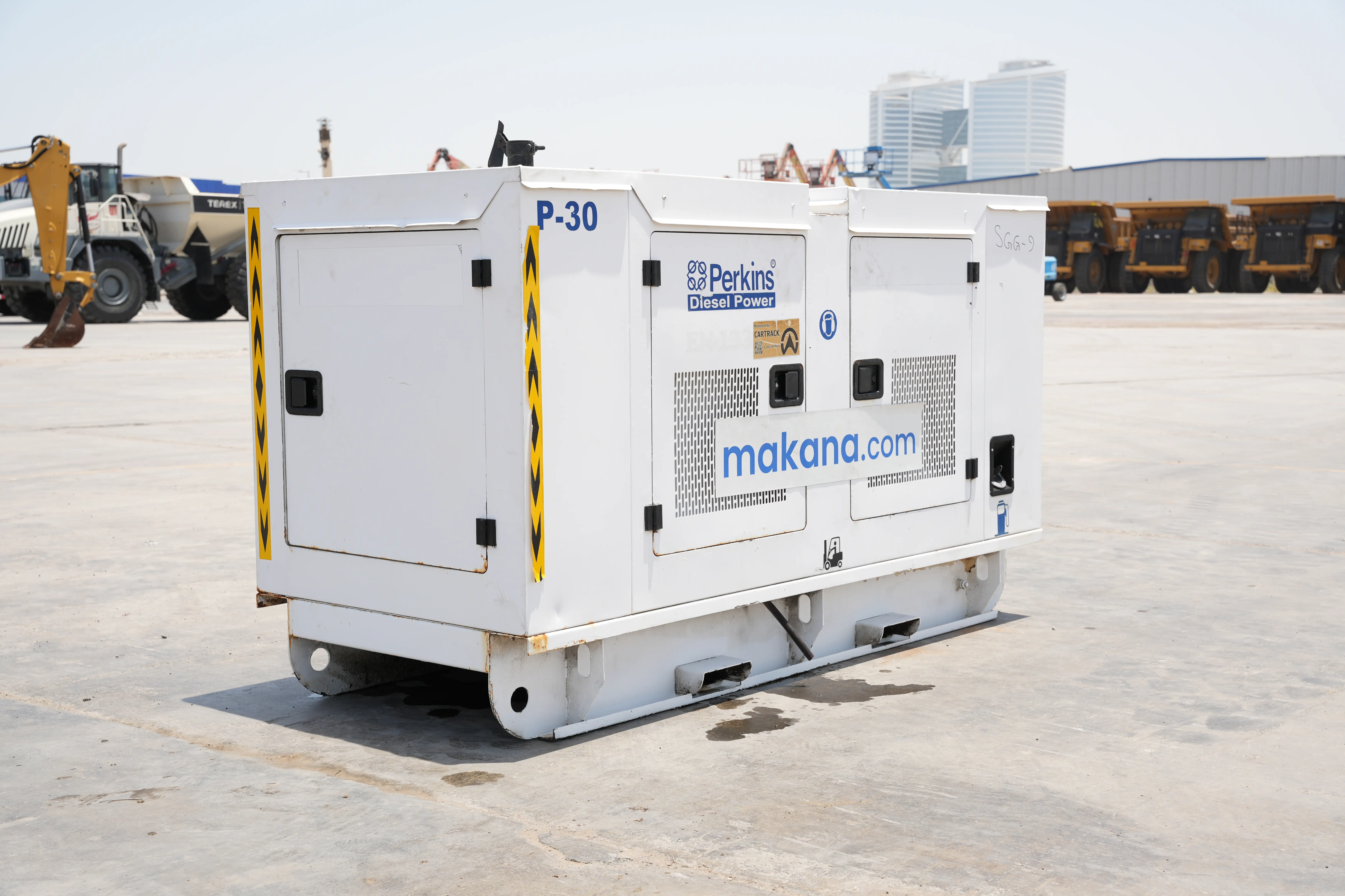 Product-Perkins 30 kVA stationary generator-exterior