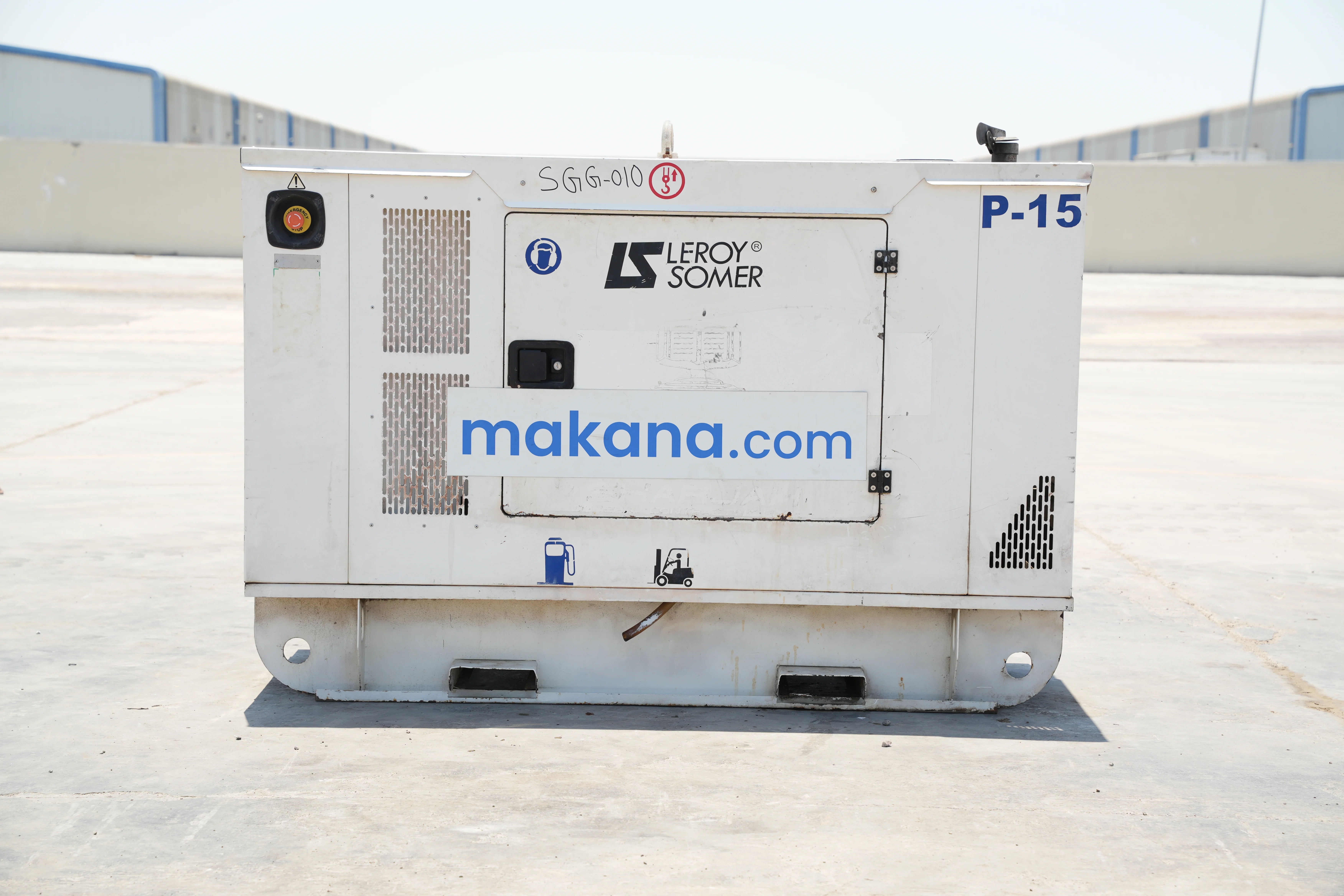 Product-Perkins 15 kVA stationary generator-exterior