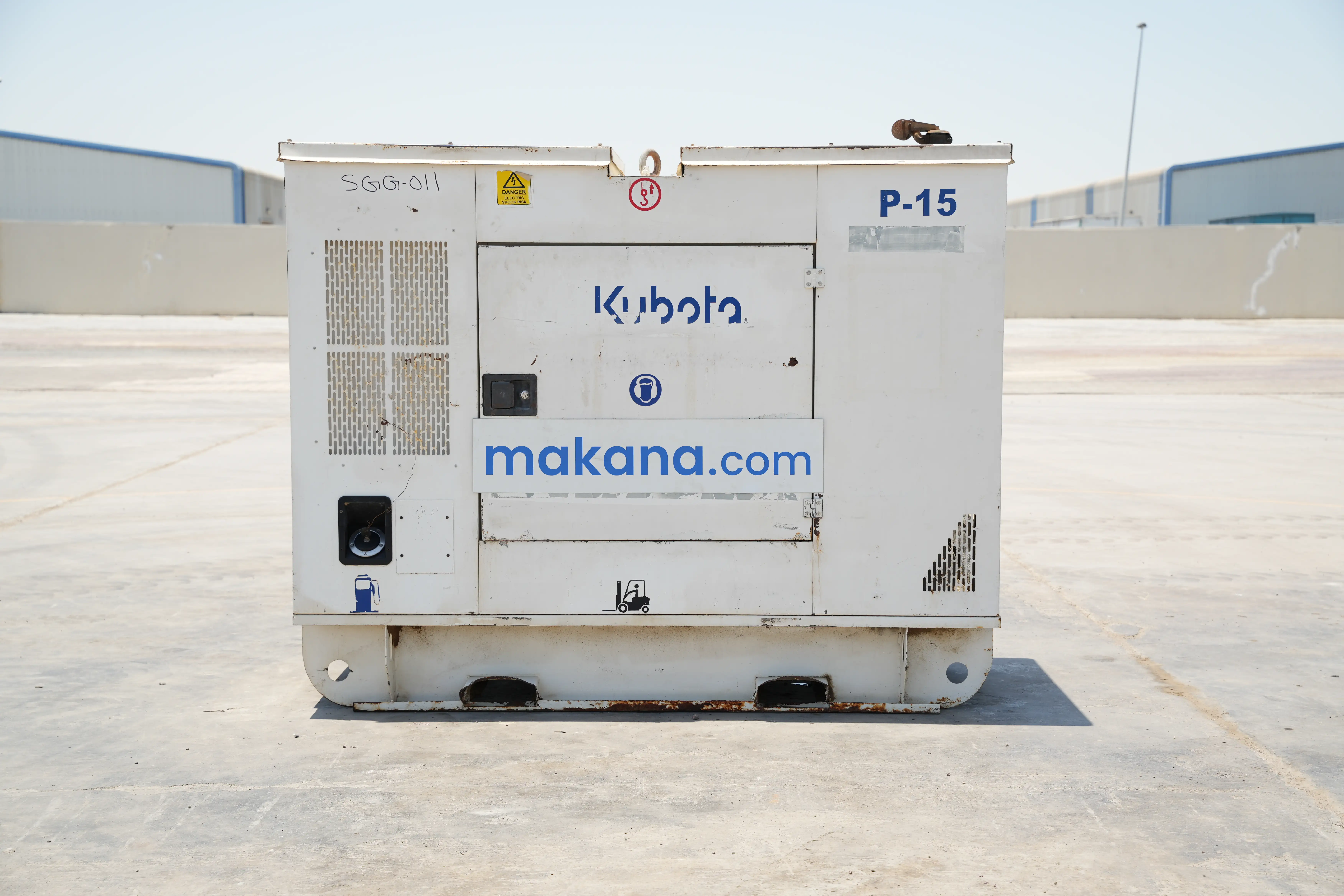 Product-Kubota 15 kVA stationary generator-exterior
