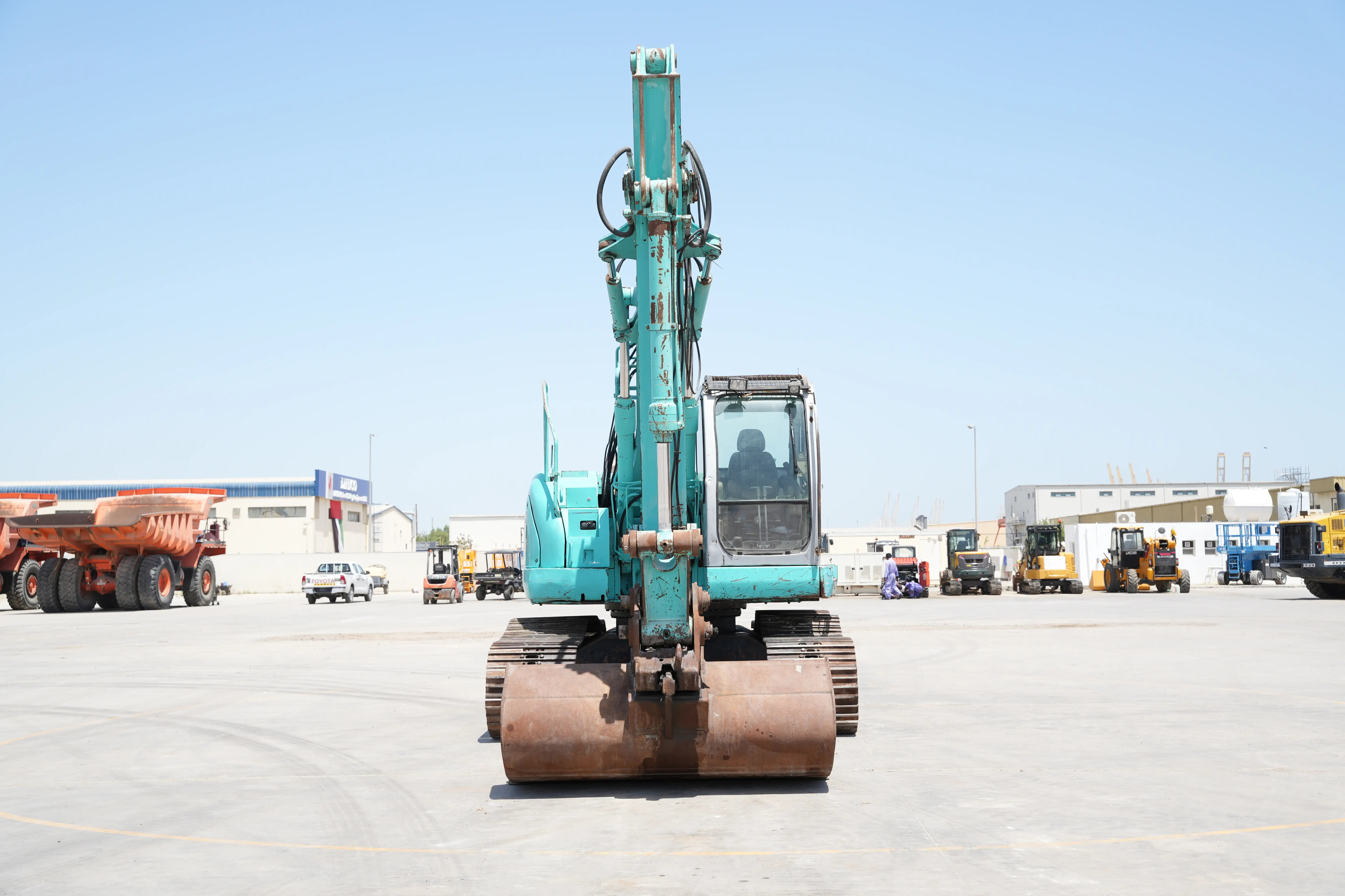 Product-Kobelco SK200SR medium excavator-exterior