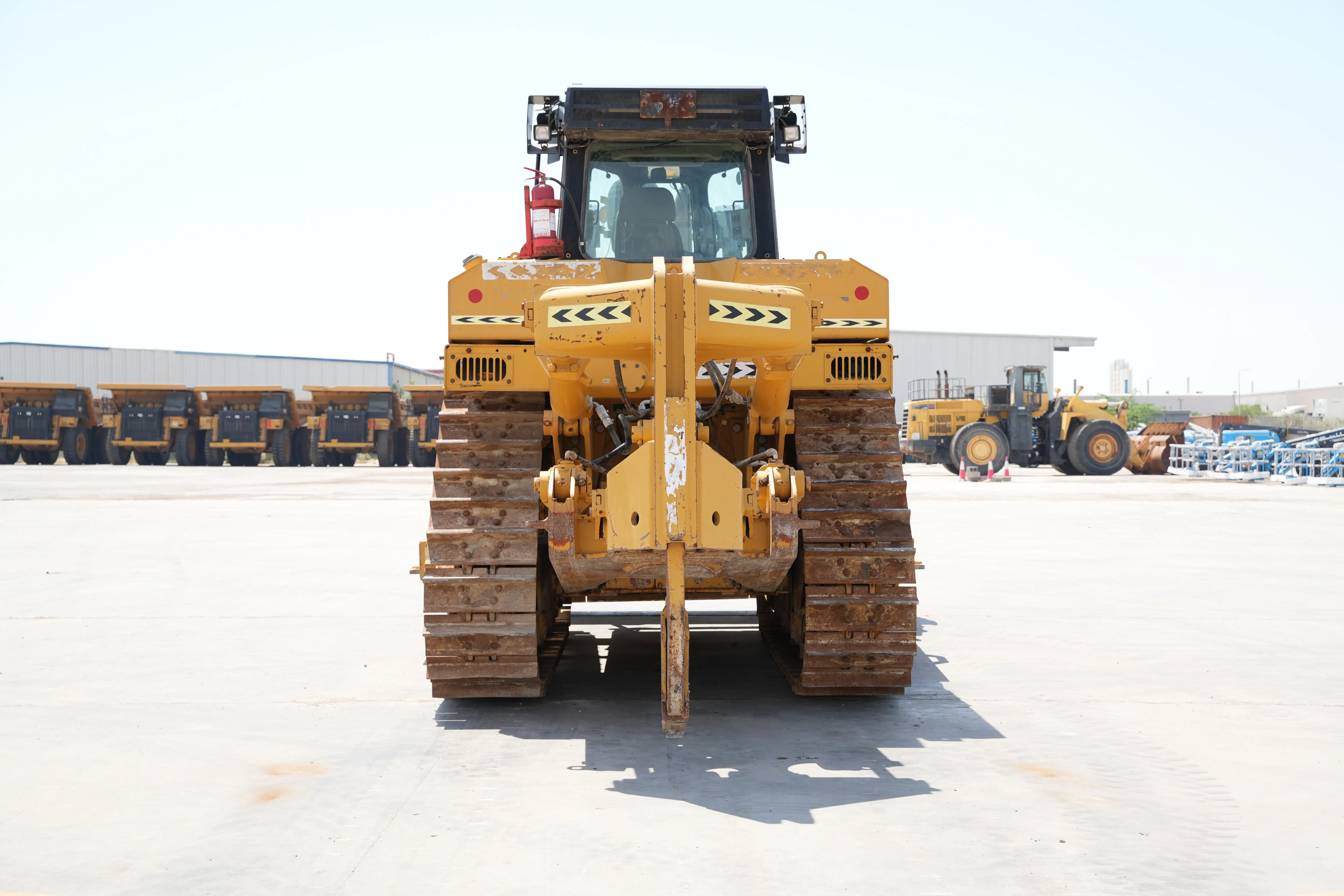 Product-Cat D8T crawler dozer-exterior