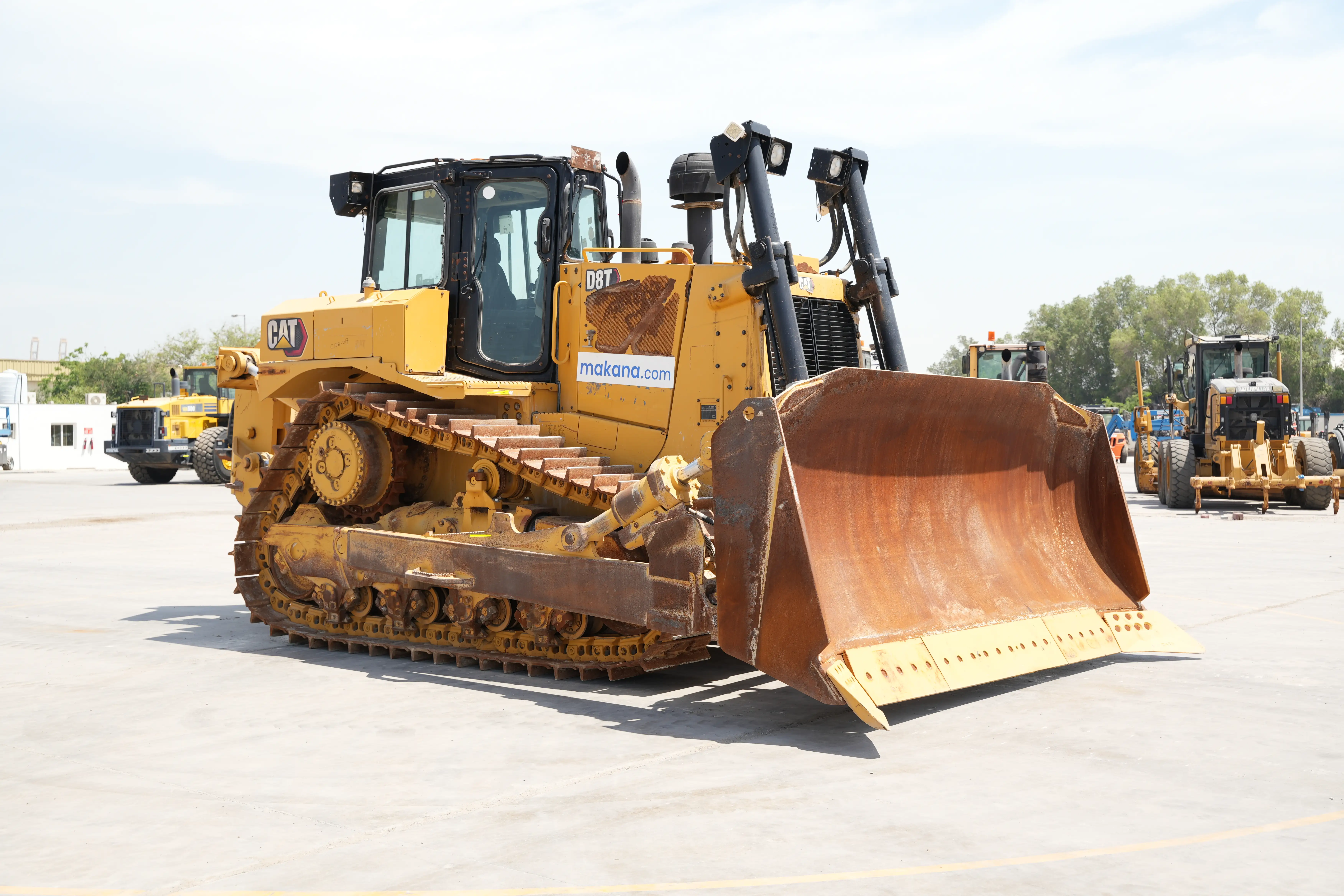 Product-Cat D8T crawler dozer-exterior
