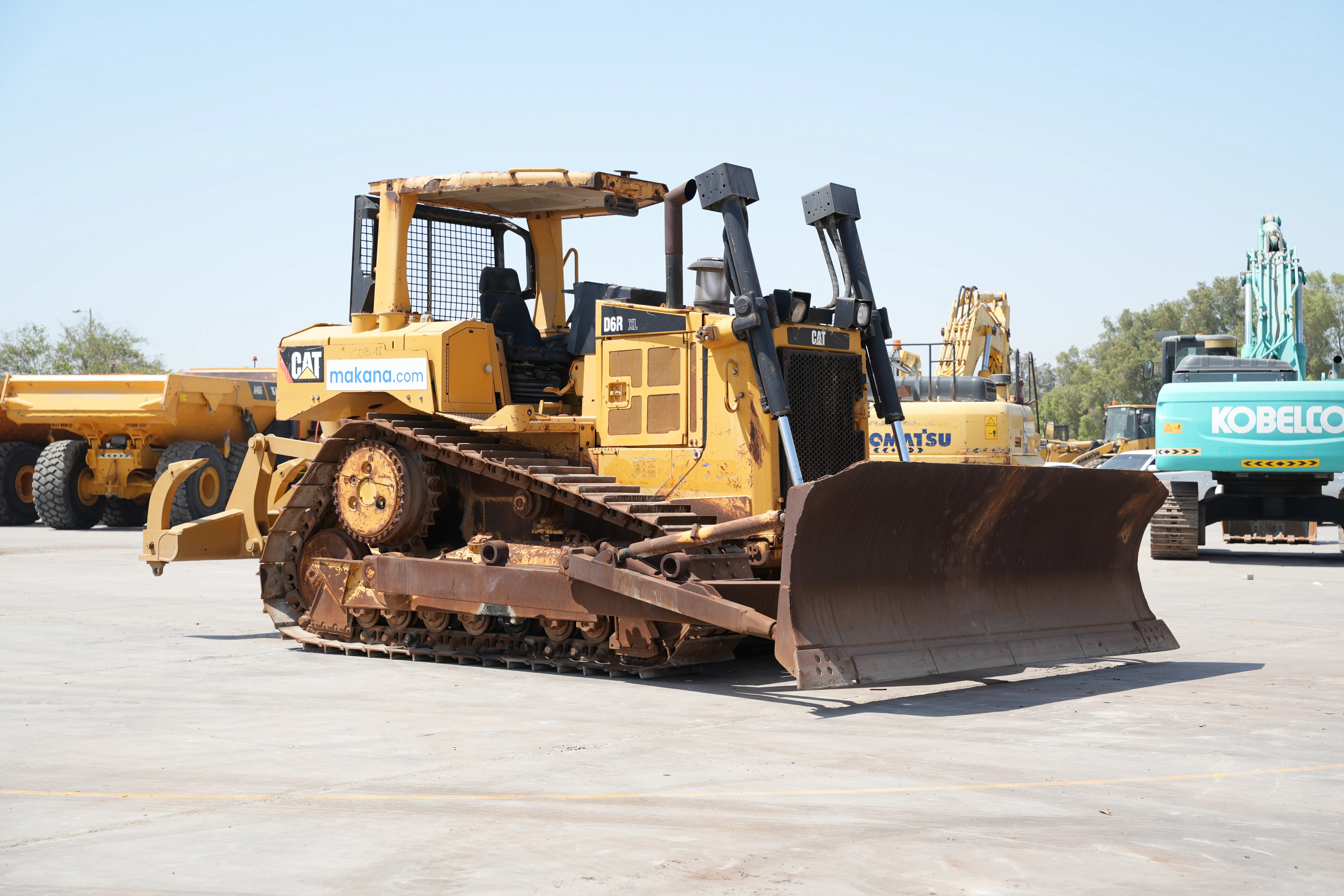 Product-Cat D6R XL crawler dozer-exterior