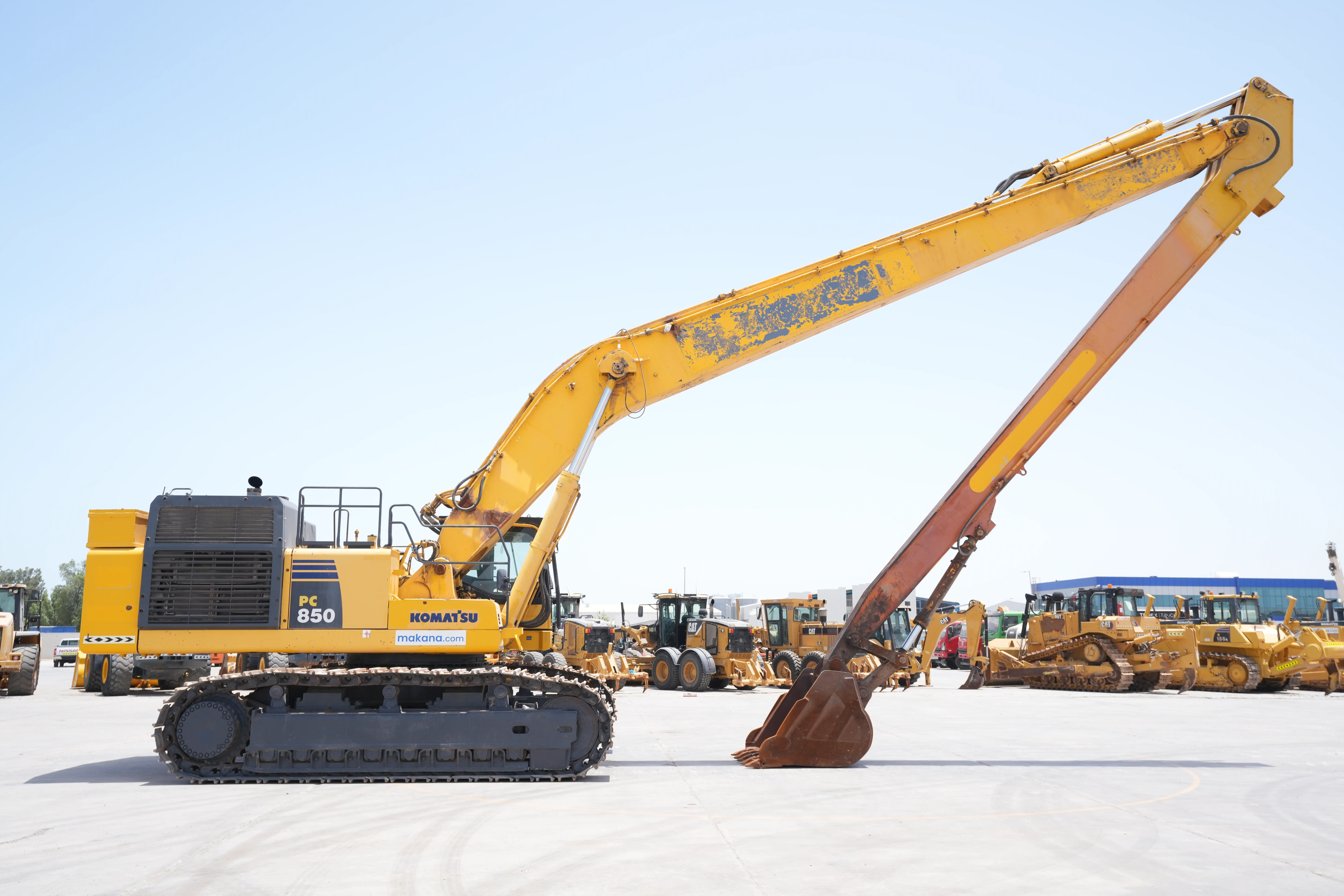 Product-Komatsu PC850-8R1 long boom excavator-exterior
