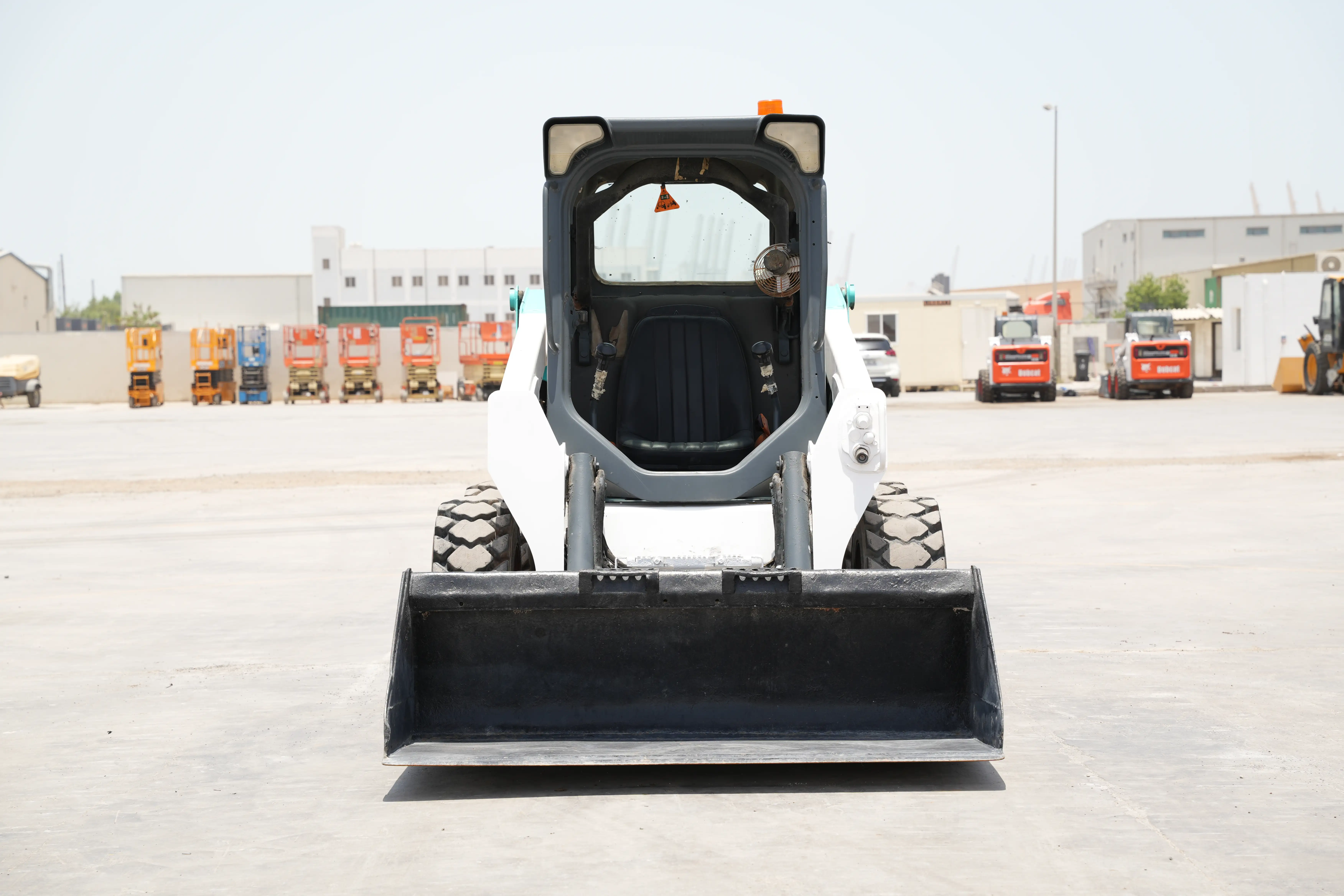 Product-Bobcat S510 skid steer loader-exterior