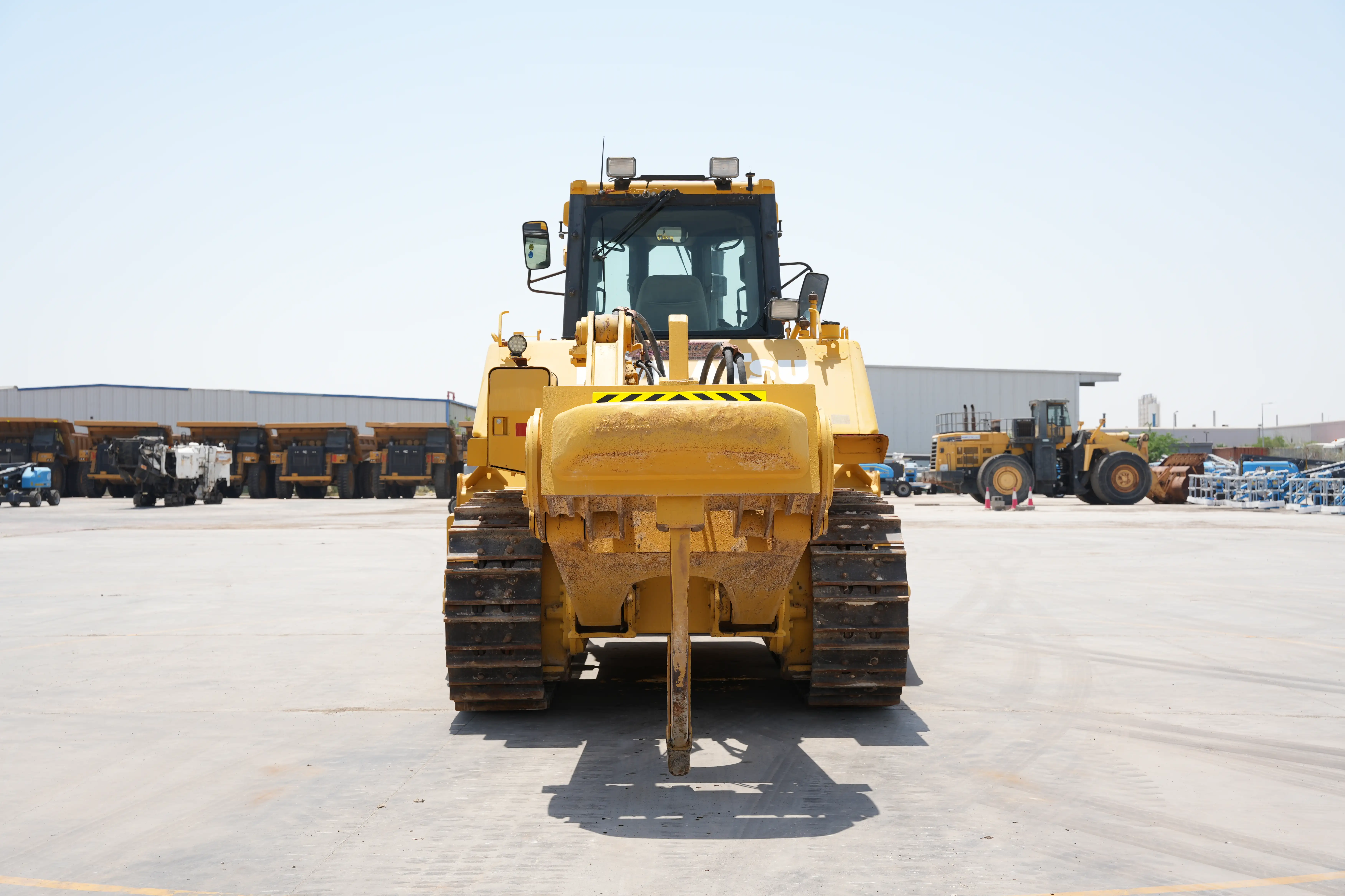 Product-Komatsu D155A-6 crawler dozer-exterior
