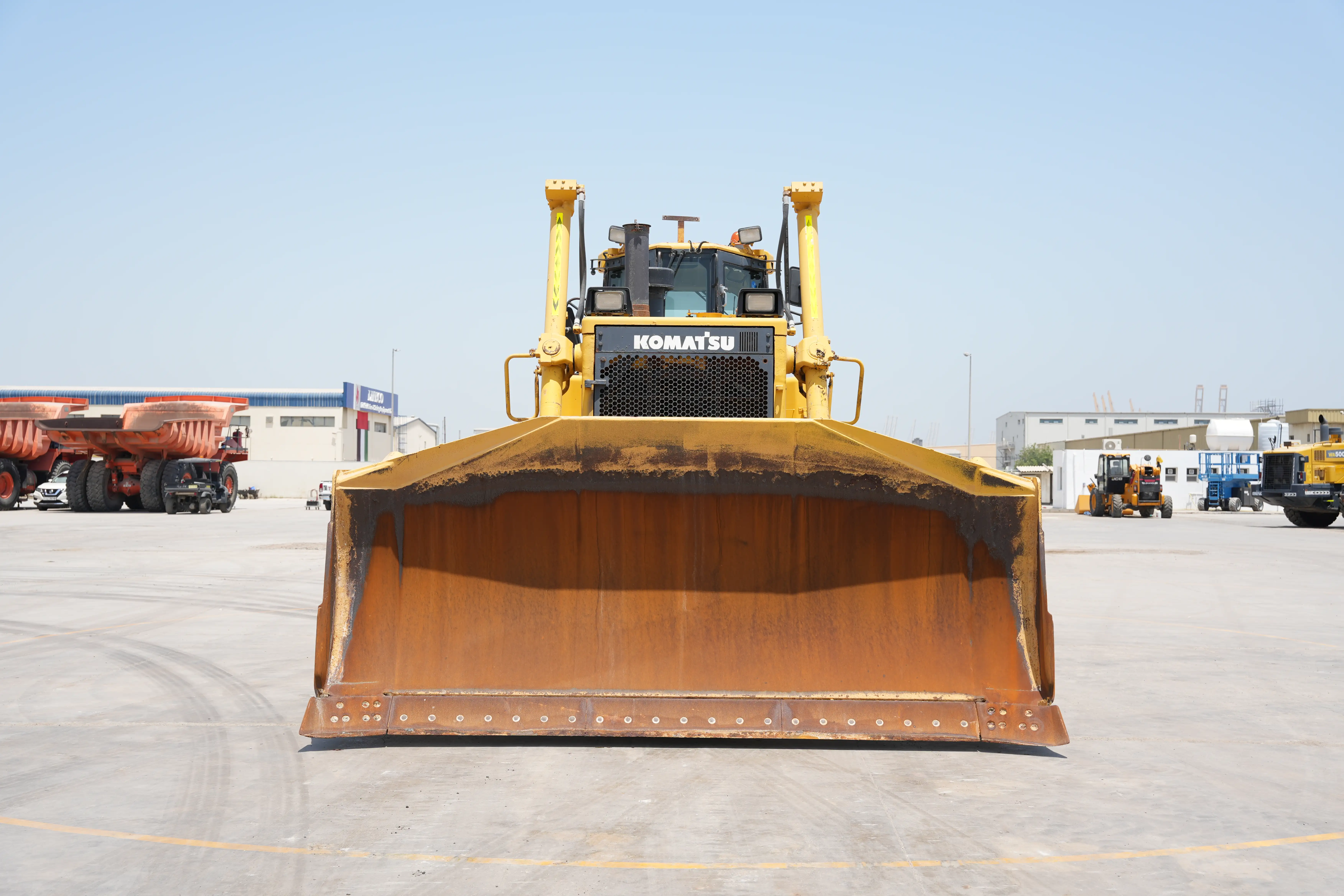 Product-Komatsu D155A-6 crawler dozer-exterior