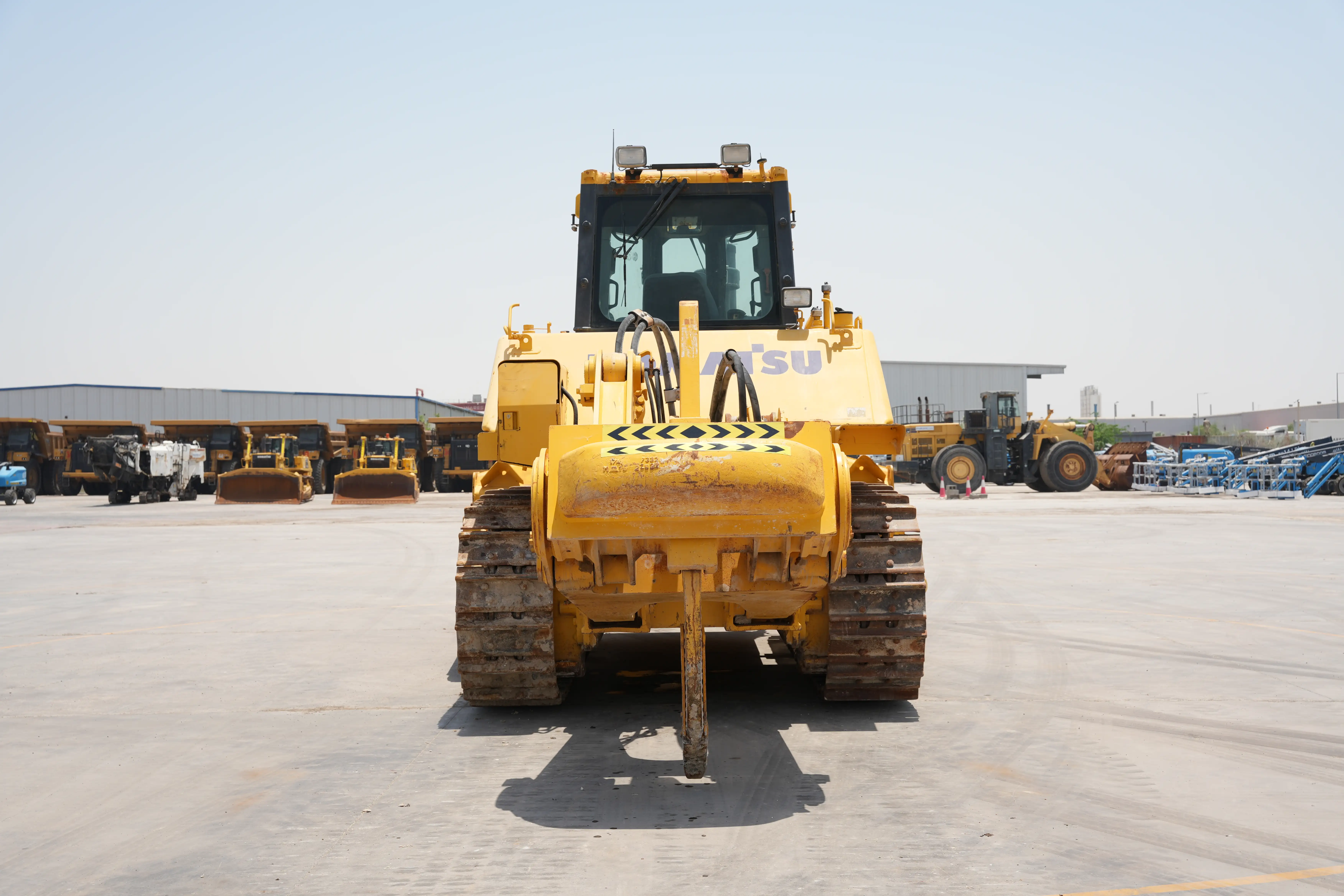 Product-Komatsu D155A-6R crawler dozer-exterior