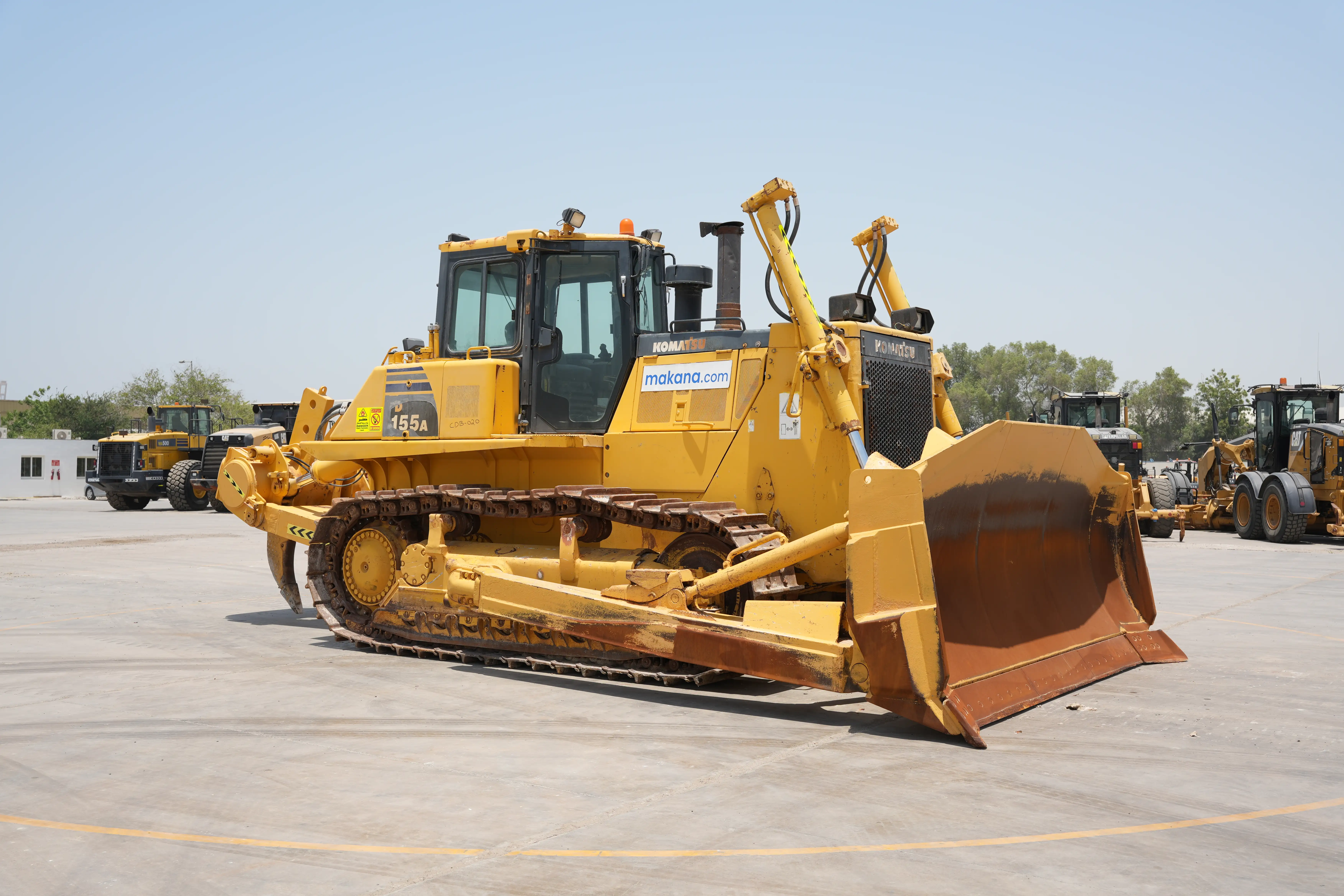 Product-Komatsu D155A-6R crawler dozer-exterior
