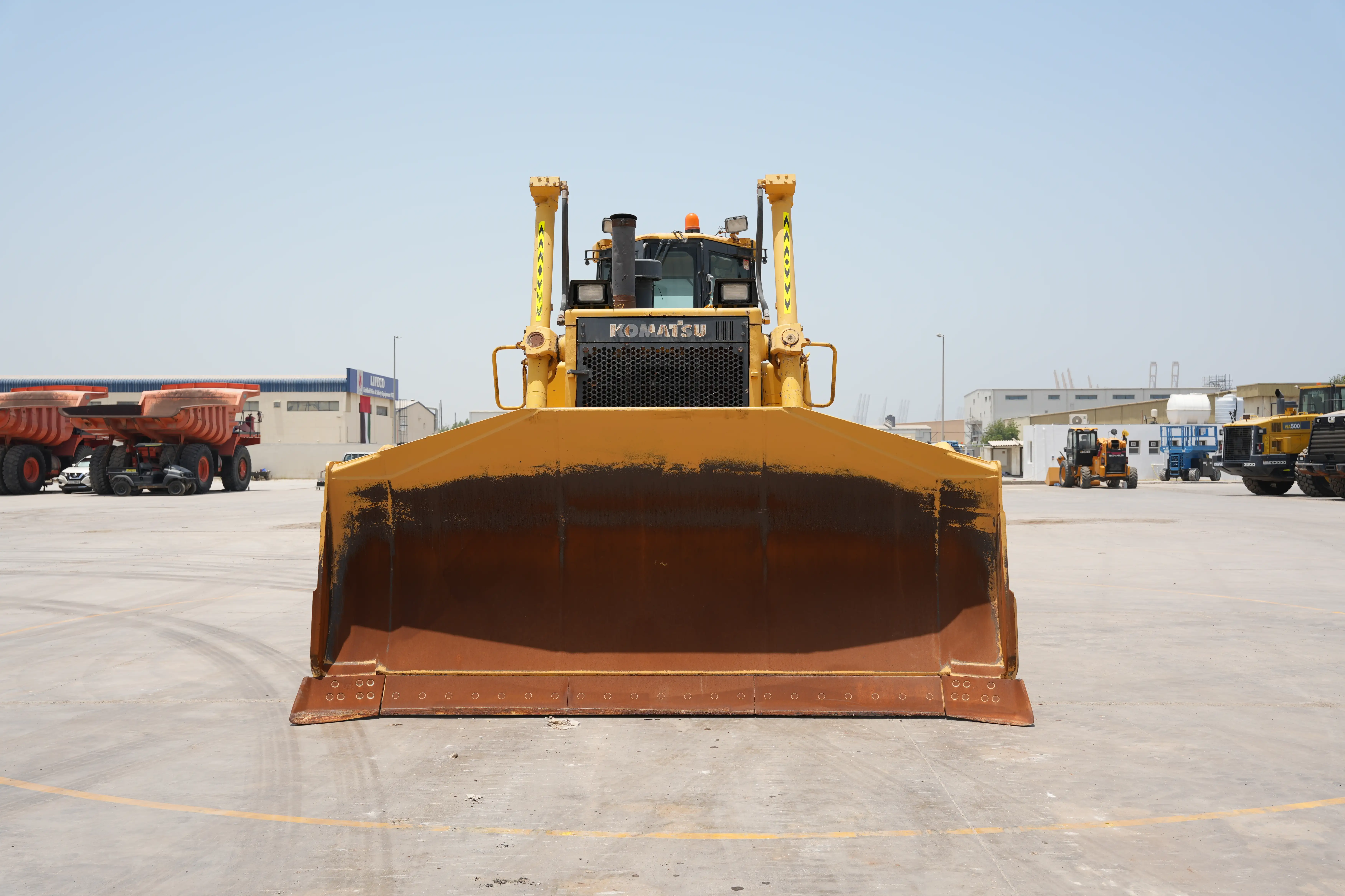Product-Komatsu D155A-6R crawler dozer-exterior