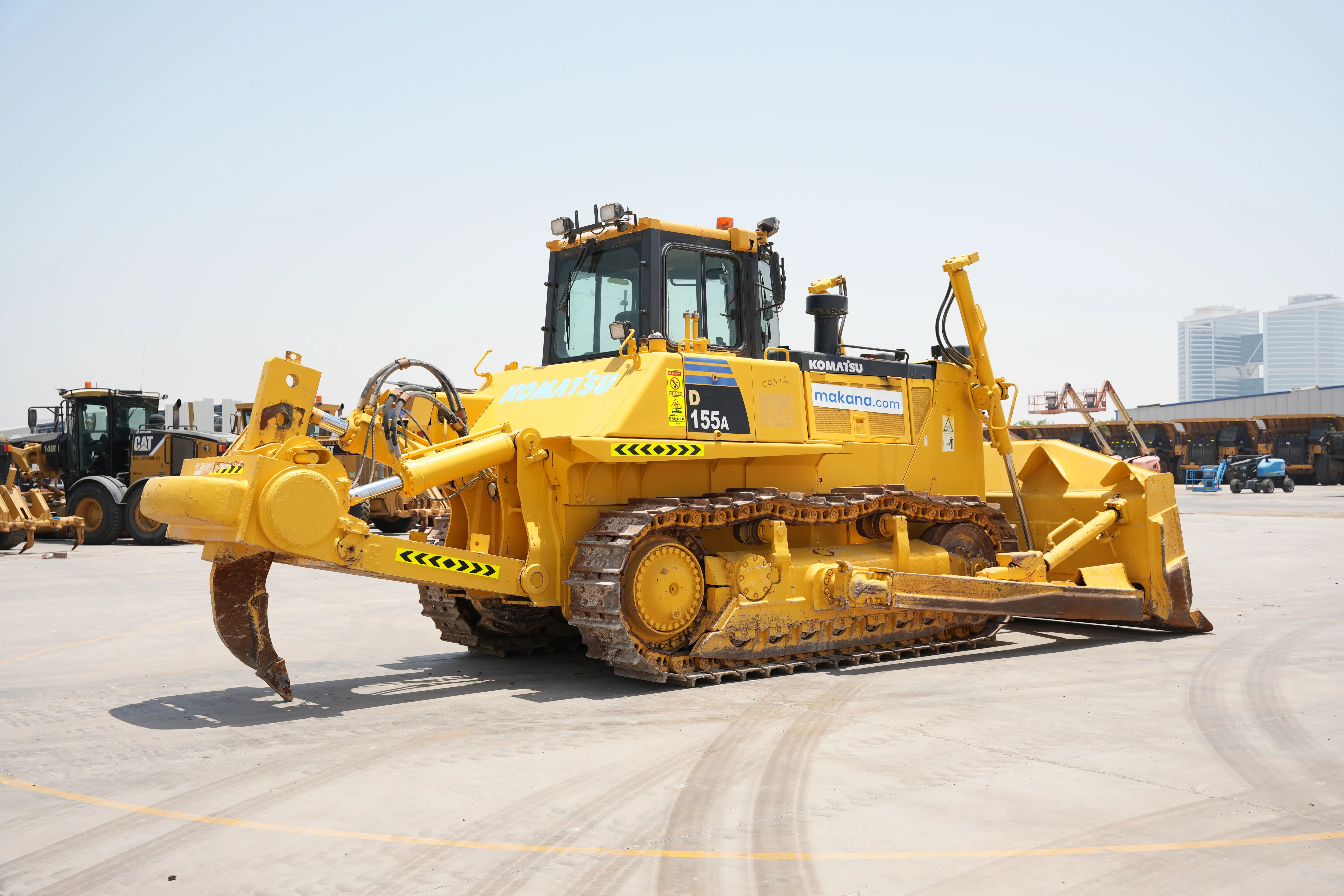Product-Komatsu D155A-6 crawler dozer-exterior