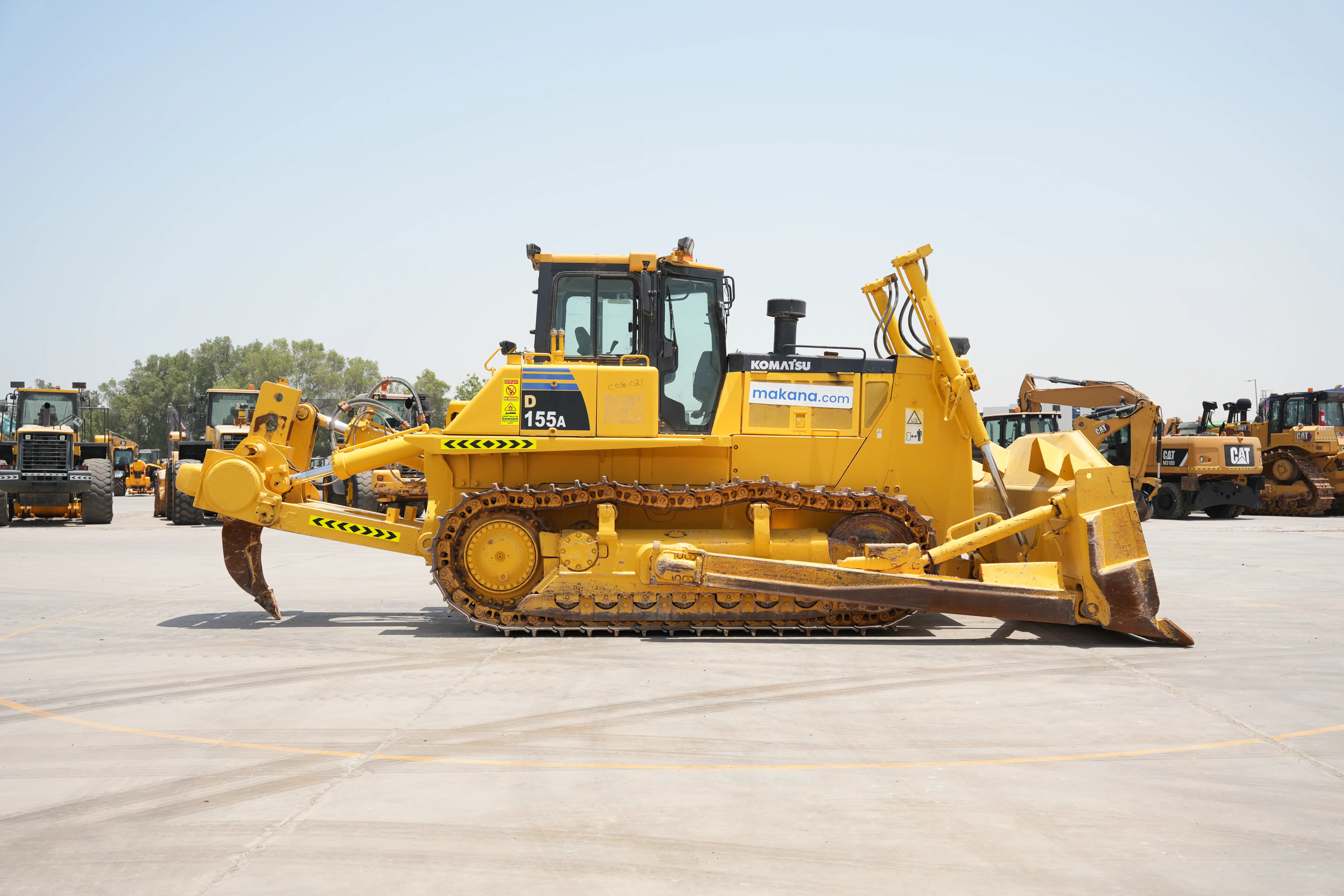Product-Komatsu D155A-6 crawler dozer-exterior