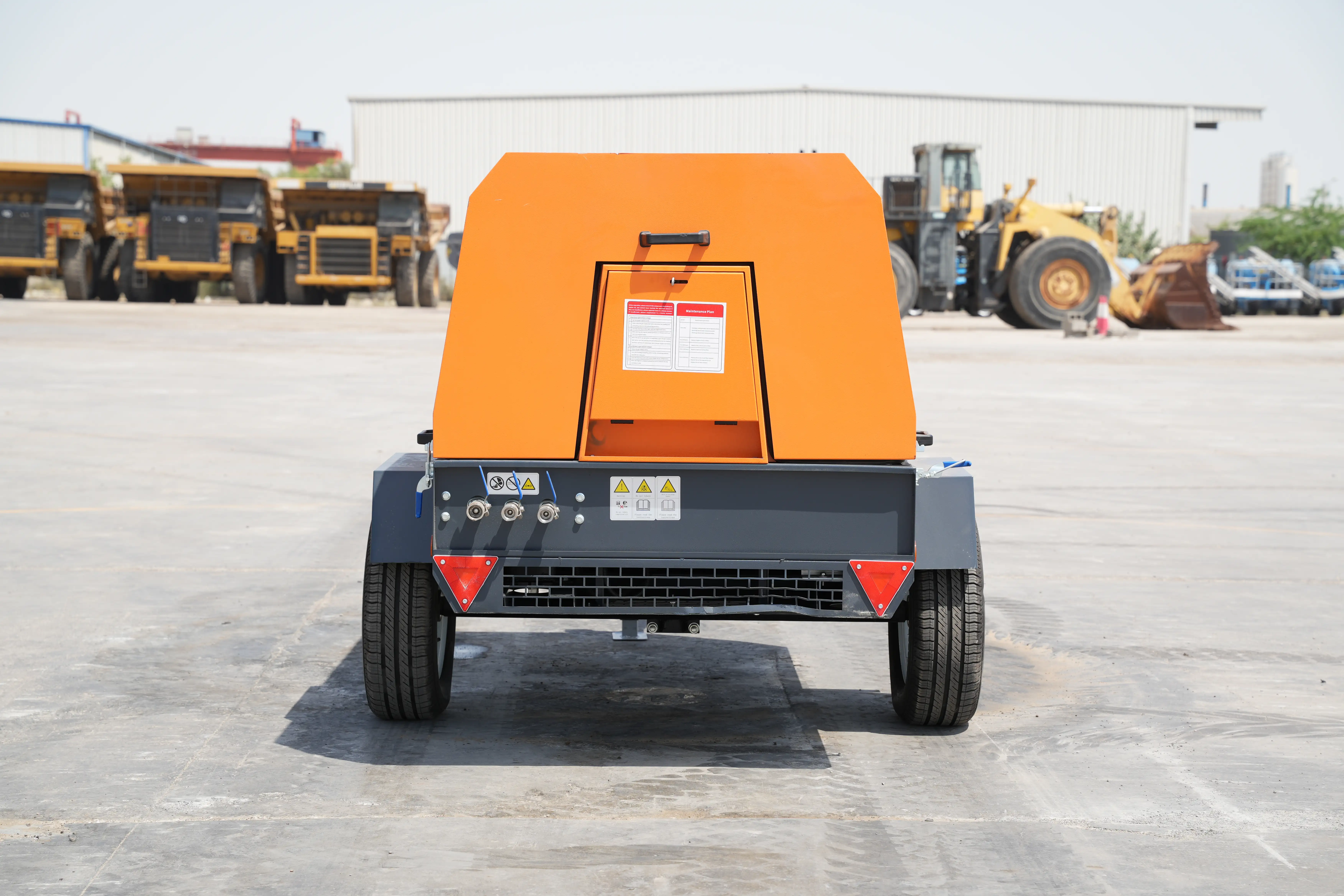 Product-Blurbly BCS250-8 air compressor-extrior