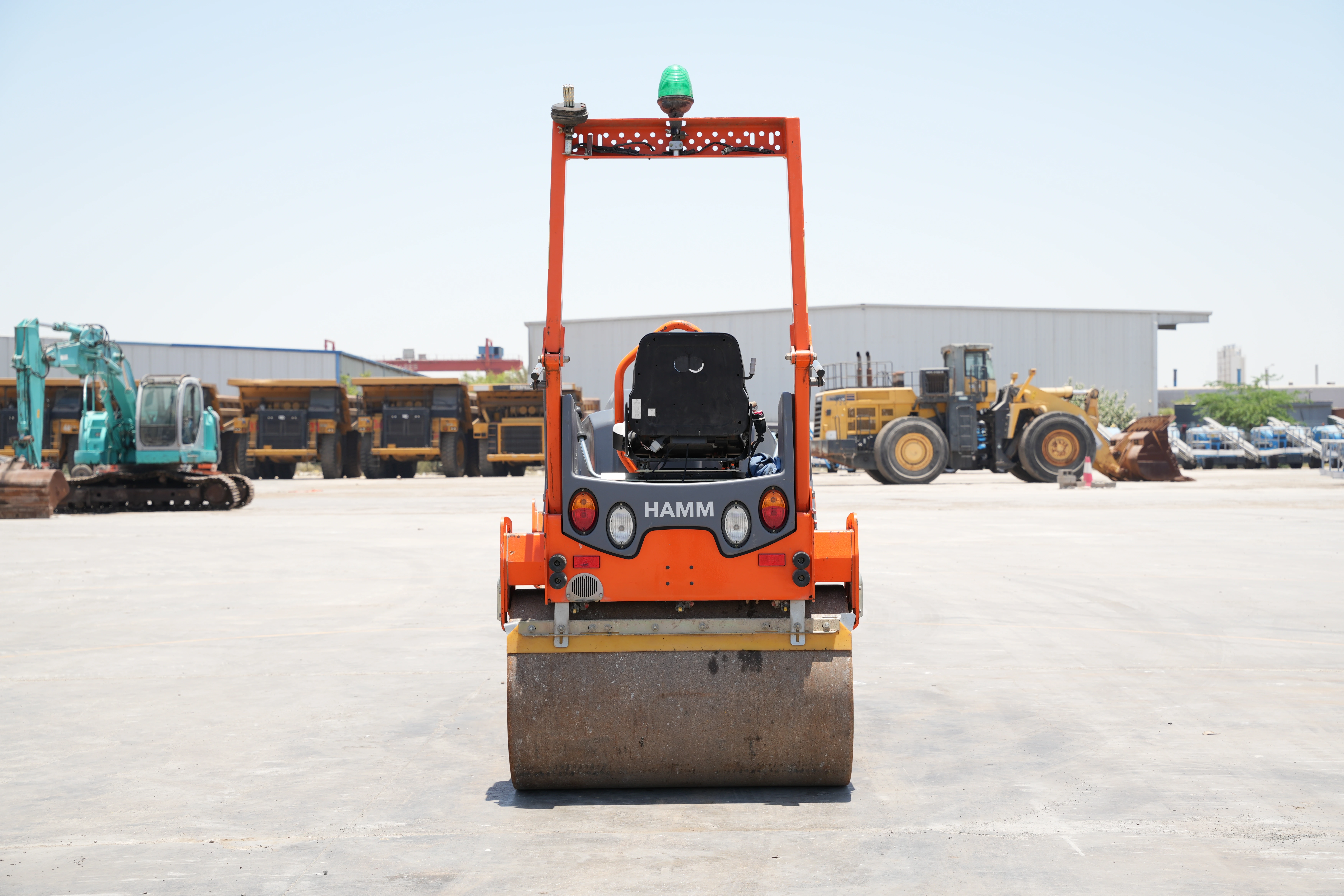 Product-Hamm HD 12 VV tandem roller-exterior