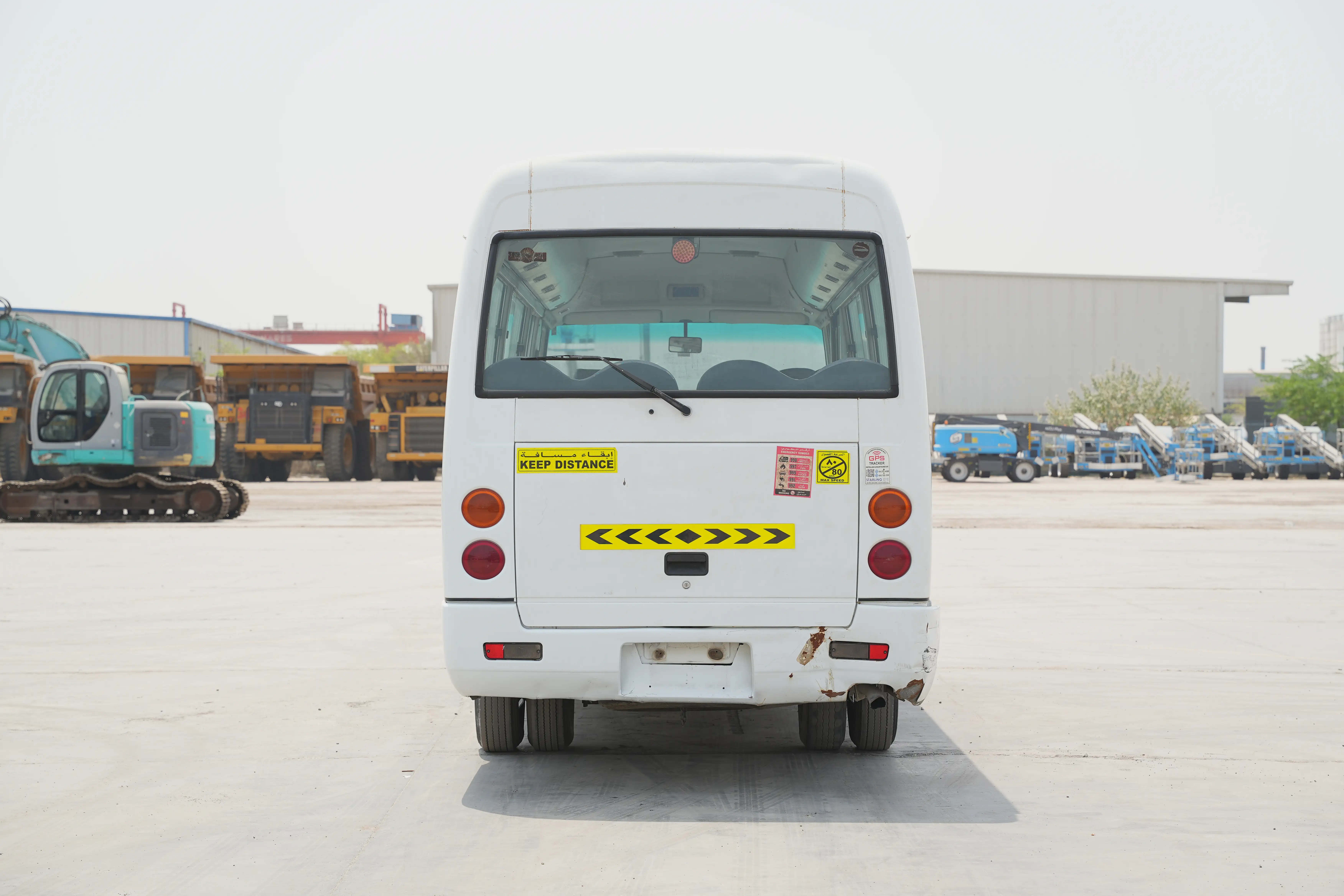Product-Mitsubishi-Fuso-Rosa-26-seater-bus-exterior