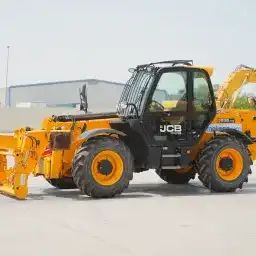 Generation-رافعات-تلسكوبية-جي-سي-بي-535-exterior