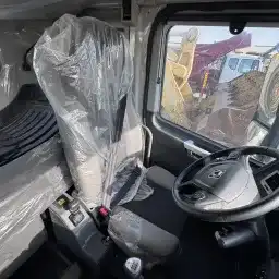 Generation-XCMG-NXG4-Trailer-trucks-interior
