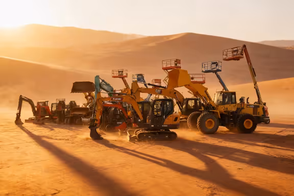 دعم مشاريع الإمارات: تثبيت أسعار المعدات الثقيلة على مكنة