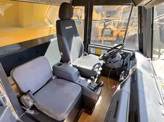 Generation-Komatsu HD325 Off-highway trucks-interior