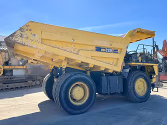 Generation-Komatsu HD325 Off-highway trucks-exterior