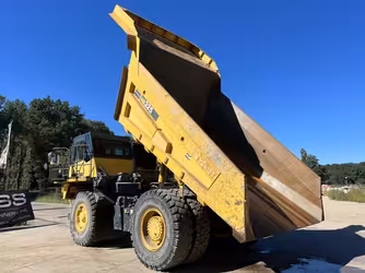 Generation-Komatsu HD325 Off-highway trucks-attachments