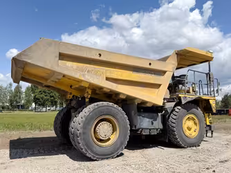 Generation-Komatsu HD405 Off-highway trucks-exterior