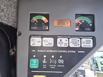 Generation-Bobcat S130 Skid steer loaders-interior