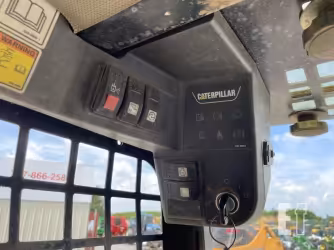 Generation-Cat 267 Compact track loaders-interior