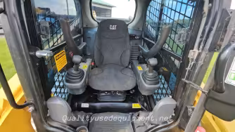 Generation-Cat 249 Compact track loaders-interior