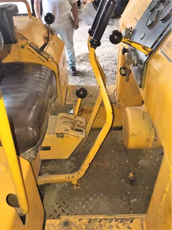 Generation-John deere 355 Crawler loaders-interior
