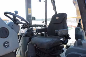 Generation-Cat 420 Backhoe loaders-interior