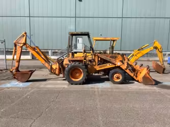 Generation-Case 480 Backhoe loaders-exterior