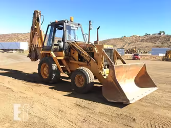 Generation-Case 680 Backhoe loaders-exterior