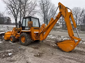 Generation-Case 780 Backhoe loaders-exterior