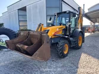 Generation-Terex 820 Backhoe loaders-exterior