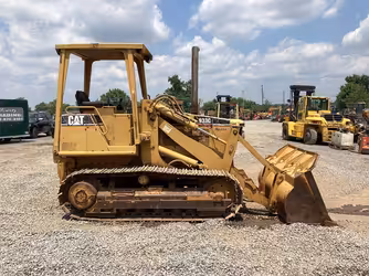 Generation-Cat 933 Crawler loaders-exterior