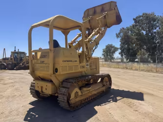 Generation-Cat 955 Crawler loaders-exterior