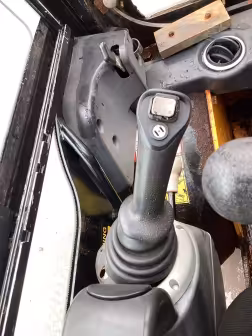 Generation-JCB 180T Compact track loaders-interior