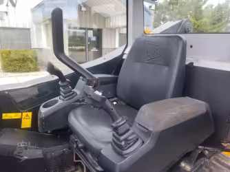 Generation-JCB 320T Compact track loaders-interior