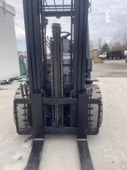 Generation-Toyota  8FDU Forklifts-attachments