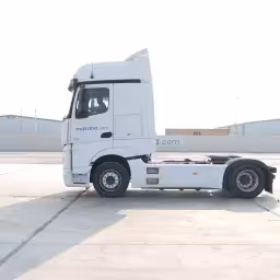 Generation-Mercedes-Benz Actros  Trailer trucks-video
